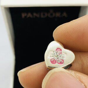 ✨🔥Pandora Hawaii Flower Heart Charm